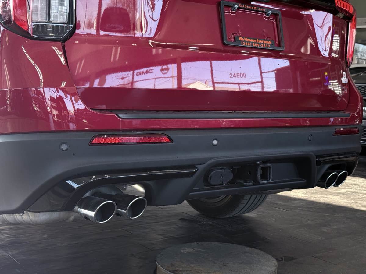 Used 2026 Ford Explorer ST w/ Sun And Sound Package image 31