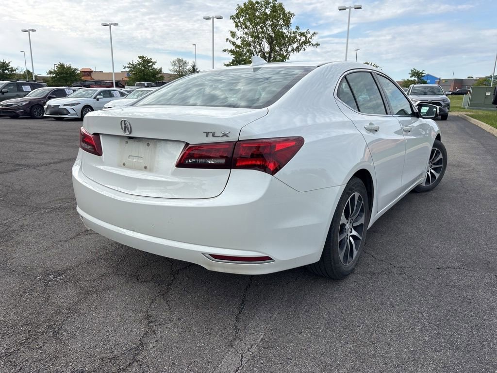 Used 2017 Acura TLX FWD image 9