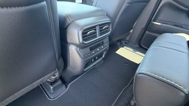 New 2026 Honda Pilot Touring image 17