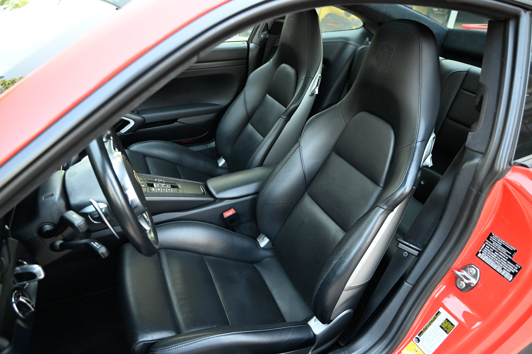 Used 2016 Porsche 911 Carrera GTS RWD image 19