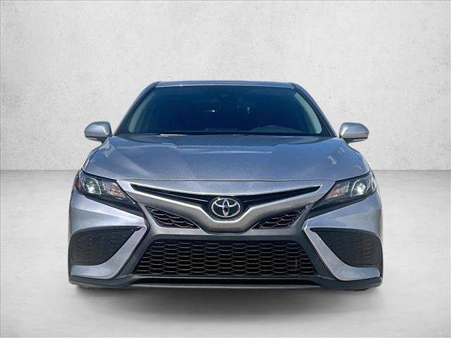 Used 2024 Toyota Camry SE FWD image 3