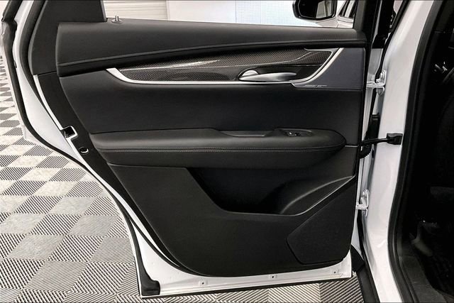 Used 2024 Cadillac XT5 Sportv w/ LPO, Floor Liner Package AWD/4WD image 21