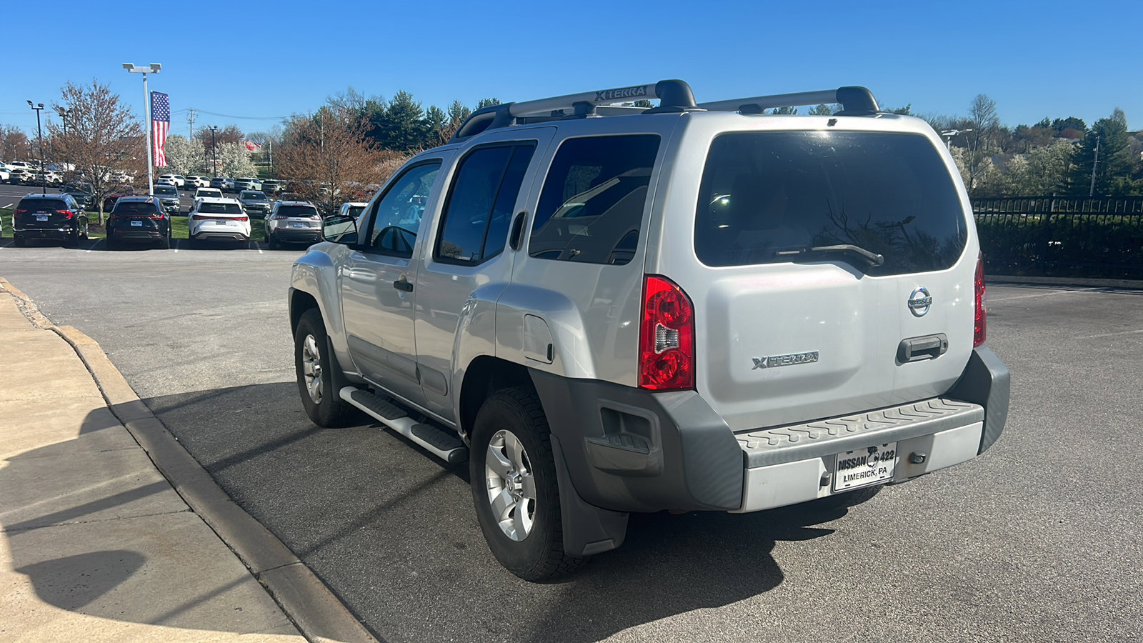 Used 2012 Nissan Xterra S AWD/4WD image 5