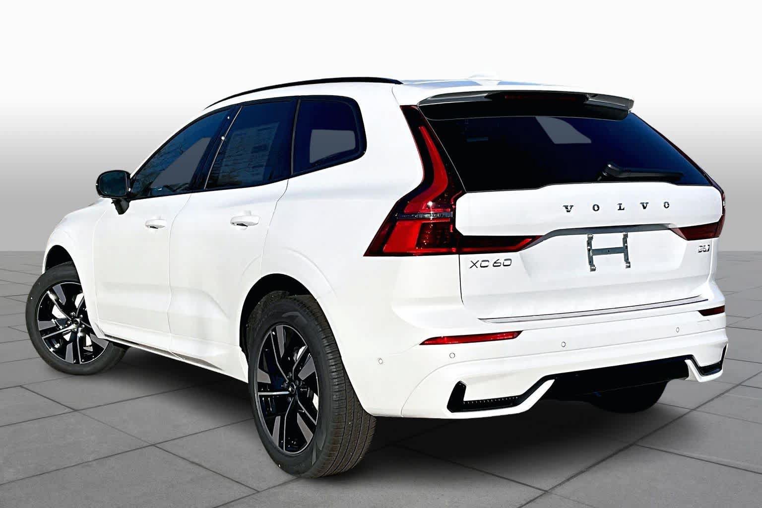 New 2026 Volvo XC60 B5 Plus w/ Protection Package Premier AWD/4WD image 3