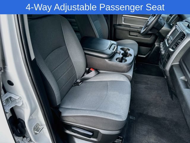 Used 2024 RAM 1500 Classic SLT AWD/4WD image 32