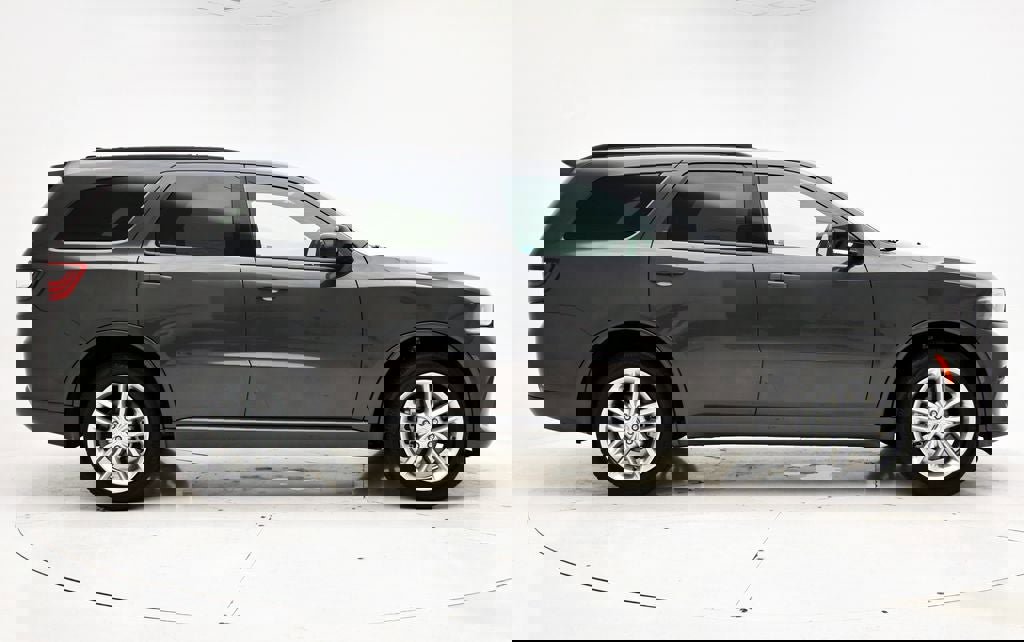 Used 2024 Dodge Durango GT image 3