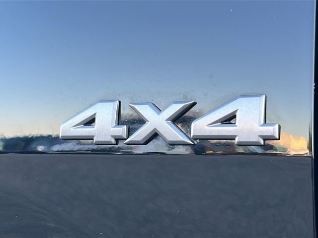 Used 2022 Nissan Frontier S AWD/4WD image 35