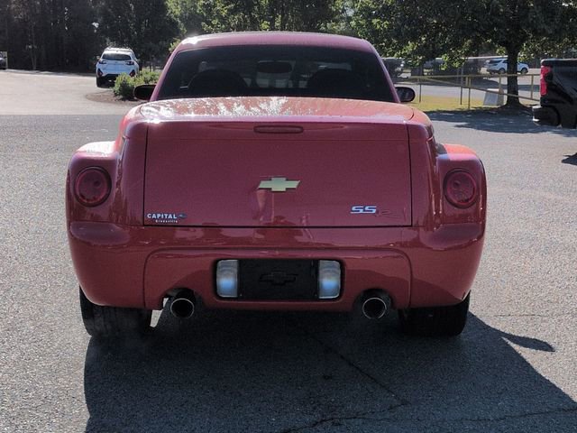 Used 2003 Chevrolet SSR w/ Preferred Equipment Group RWD image 4