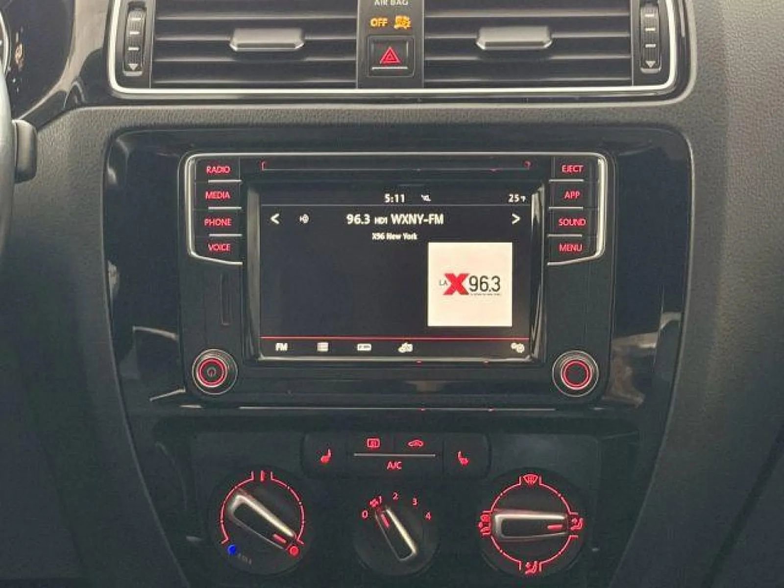 Used 2018 Volkswagen Jetta Sport image 20