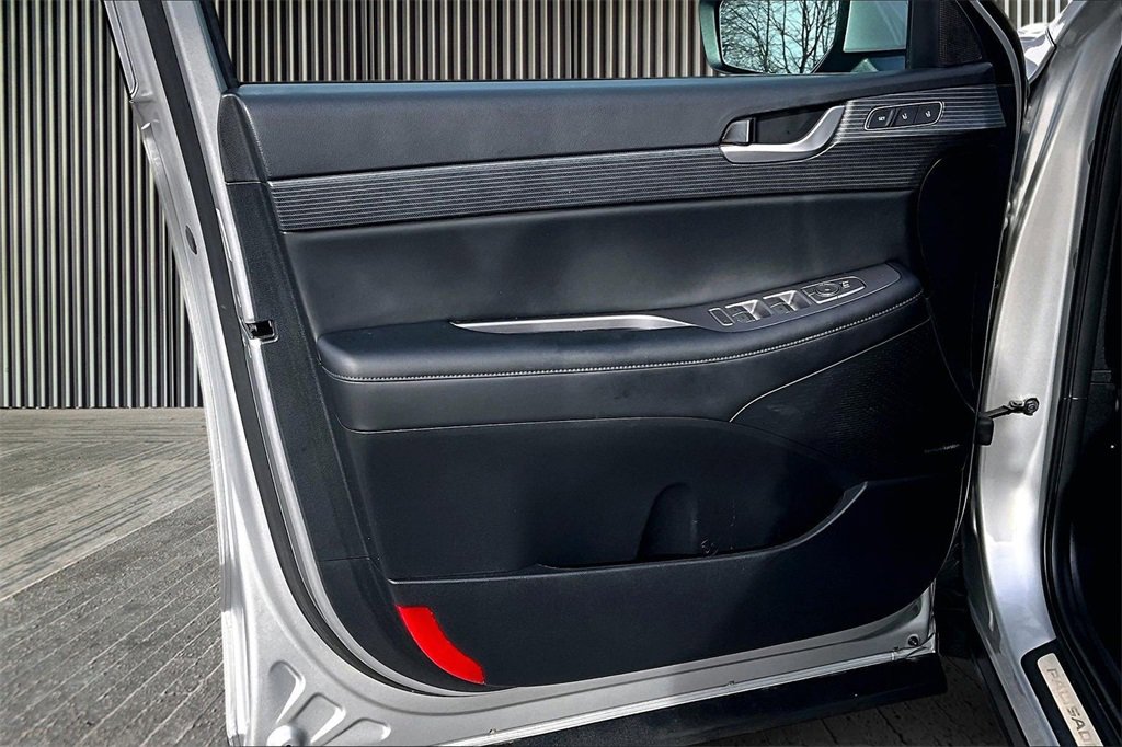 Used 2024 Hyundai Palisade Limited image 22