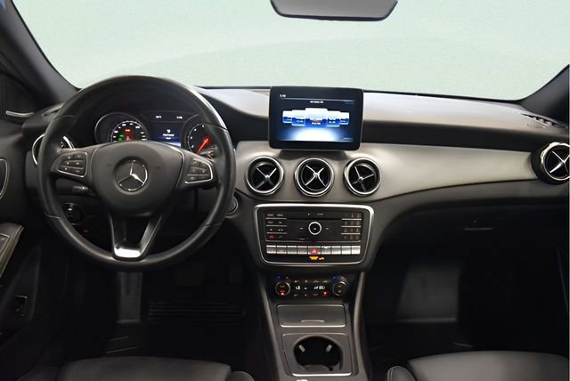 Used 2020 Mercedes-Benz GLA 250 4MATIC image 5