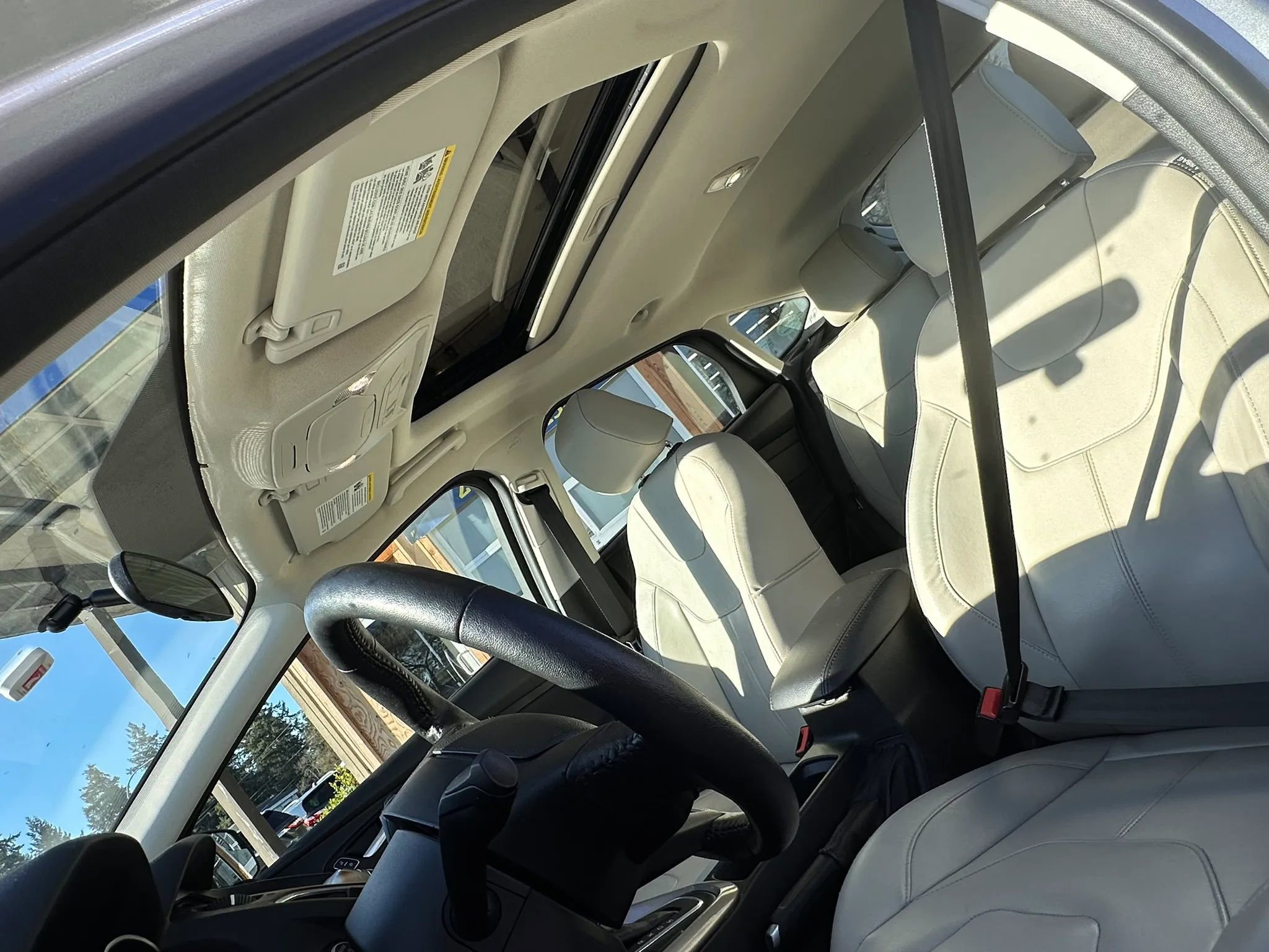 Used 2018 Ford Focus Titanium FWD image 14