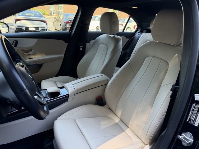 Used 2022 Mercedes-Benz A 220 4MATIC image 13