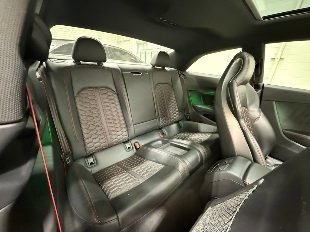 Used 2023 Audi RS 5 w/ Black Optic Carbon Package AWD/4WD image 44