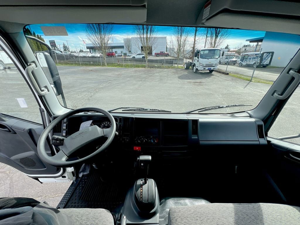 New 2025 Chevrolet Low Cab Forward 5500XG RWD image 31
