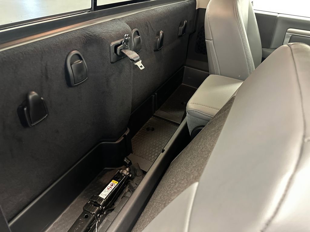 Used 2015 RAM 1500 Tradesman w/ Power & Remote Entry Group image 17