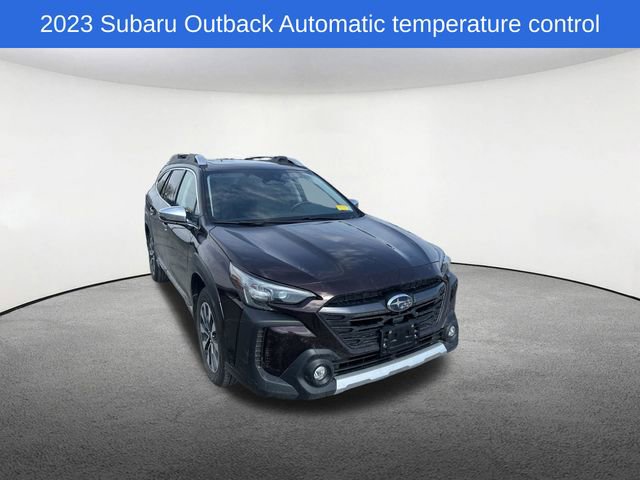 Used 2023 Subaru Outback Touring AWD/4WD image 14