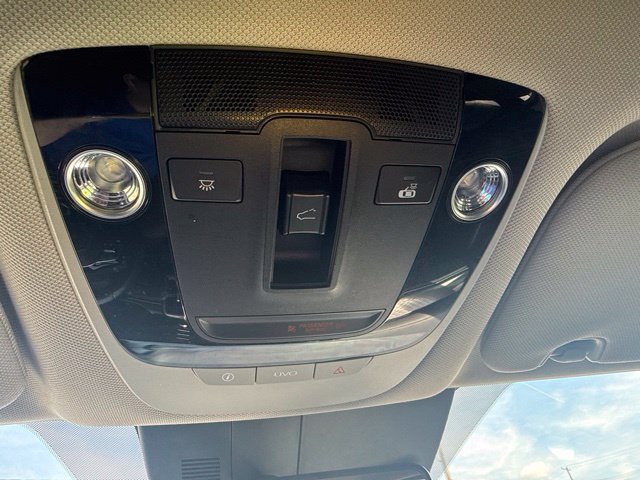 Used 2021 Kia Sorento S w/ Panoramic Sunroof Package FWD image 25
