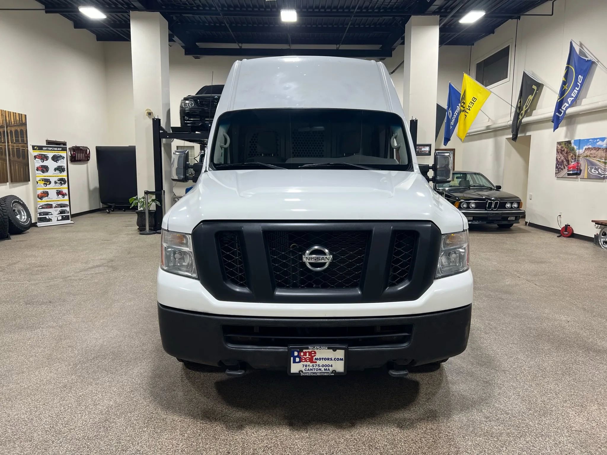 Used 2017 Nissan NV 2500 SV w/ Technology Package image 2