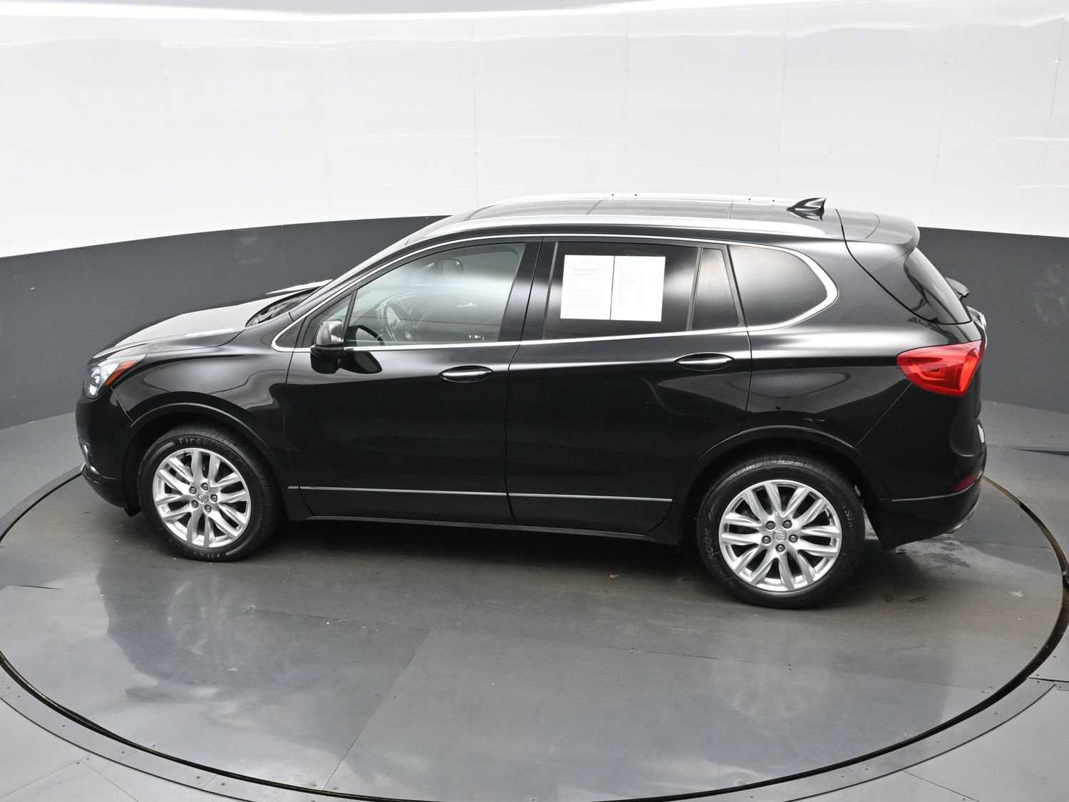 Used 2019 Buick Envision Premium AWD/4WD image 39