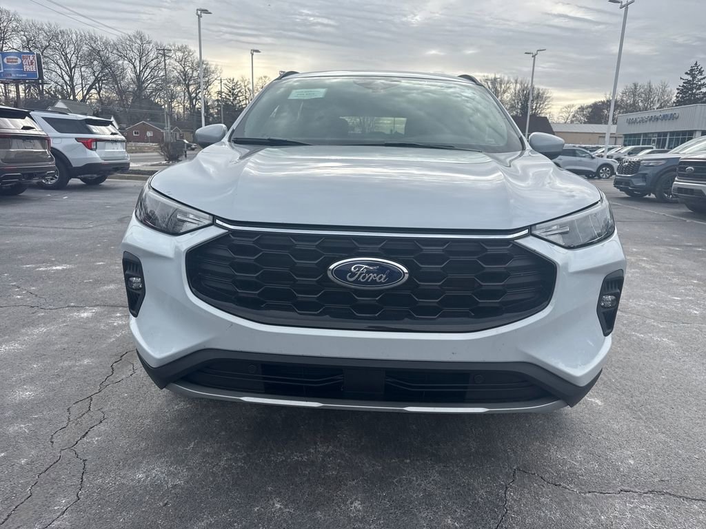 Used 2025 Ford Escape ST-Line Select w/ Tech Pack #1 image 3