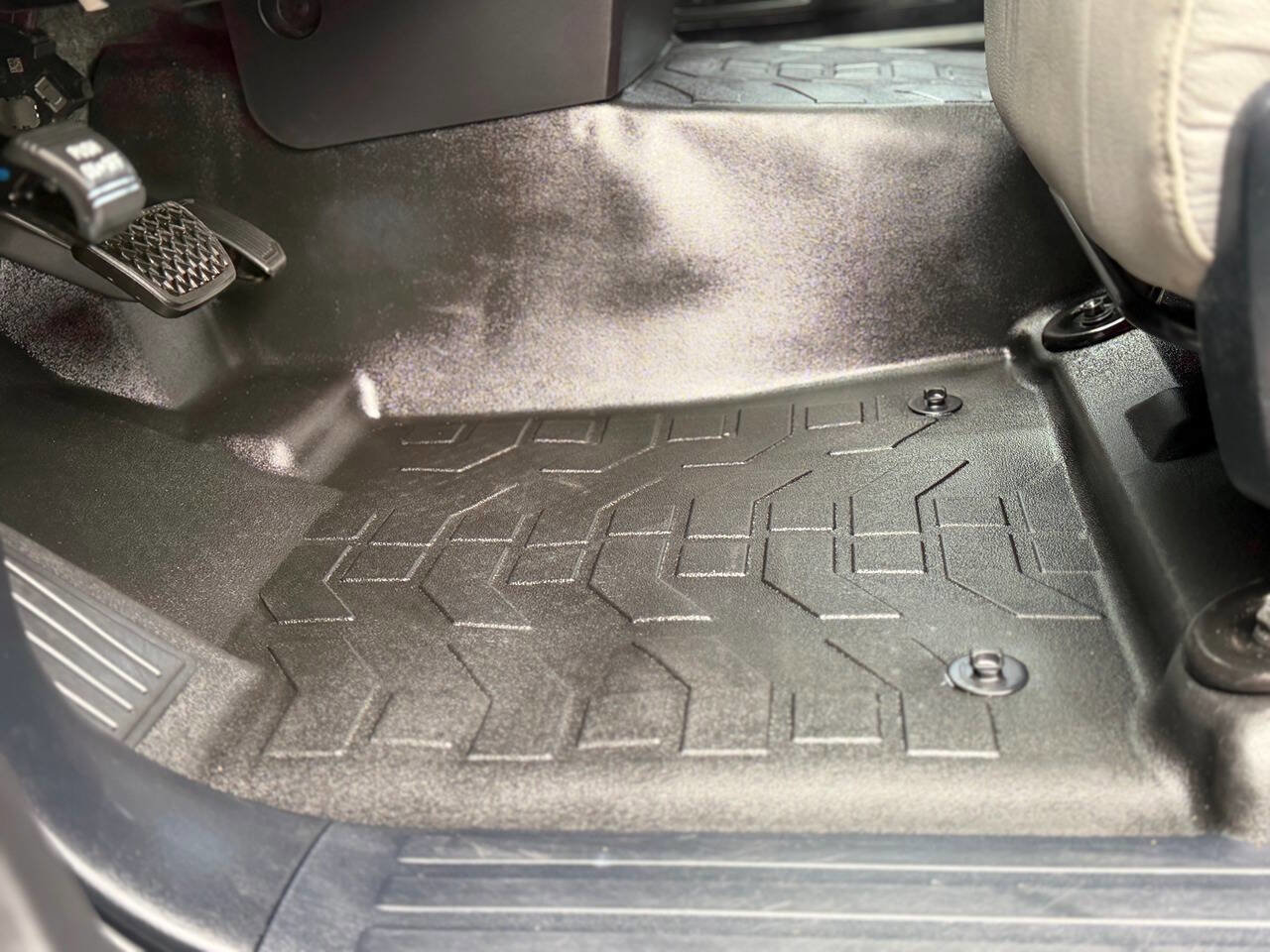 Used 2015 Toyota Tundra SR image 88