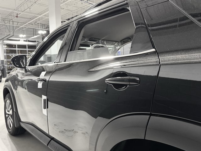 New 2026 Nissan Pathfinder SL AWD/4WD image 12