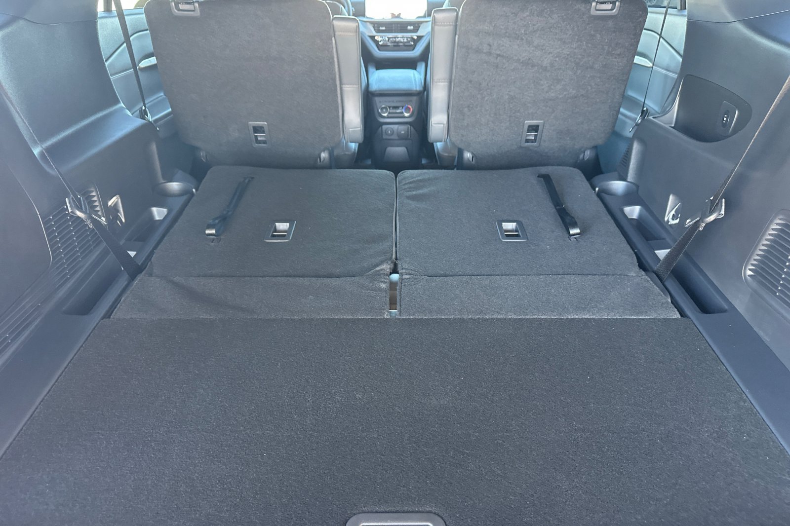 New 2027 Ford Explorer Active w/ Active Comfort Package RWD image 16