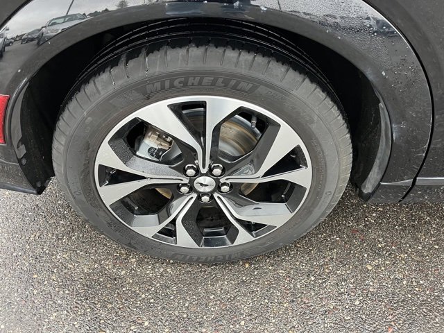 Used 2022 Ford Mustang Mach-E Premium image 18