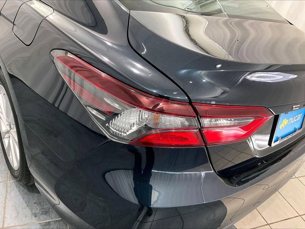 Used 2021 Toyota Camry LE w/ Carpet Mat Package (TMS) FWD image 33