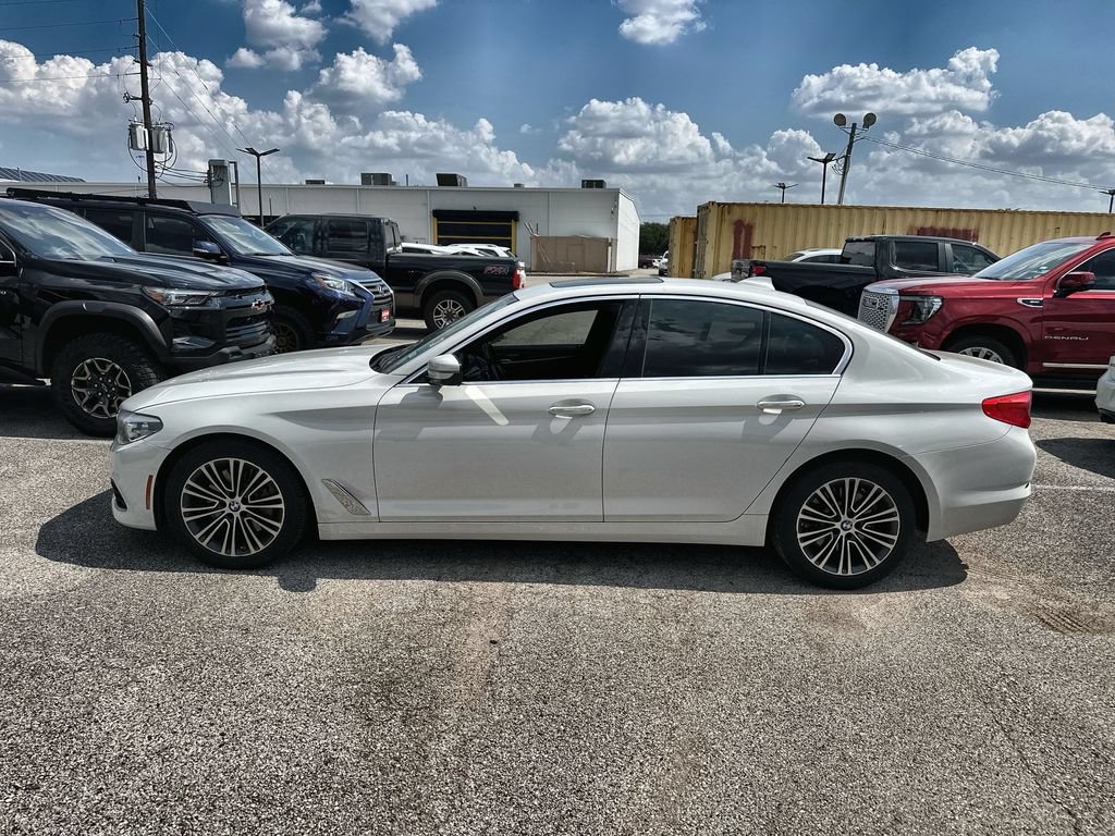 Used 2017 BMW 530i RWD image 5