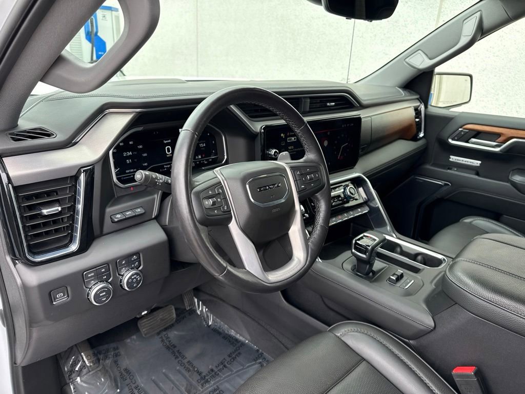 Used 2023 GMC Sierra 1500 Denali w/ Technology Package AWD/4WD image 12