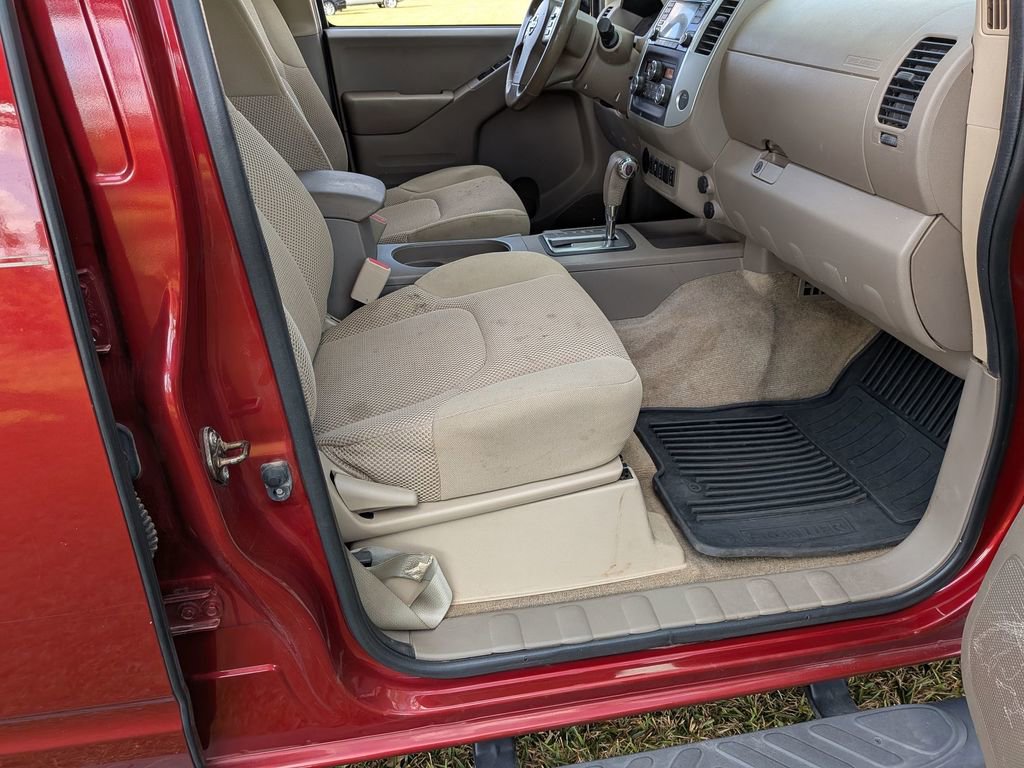 Used 2016 Nissan Frontier SV w/ SV Value Truck Package image 29