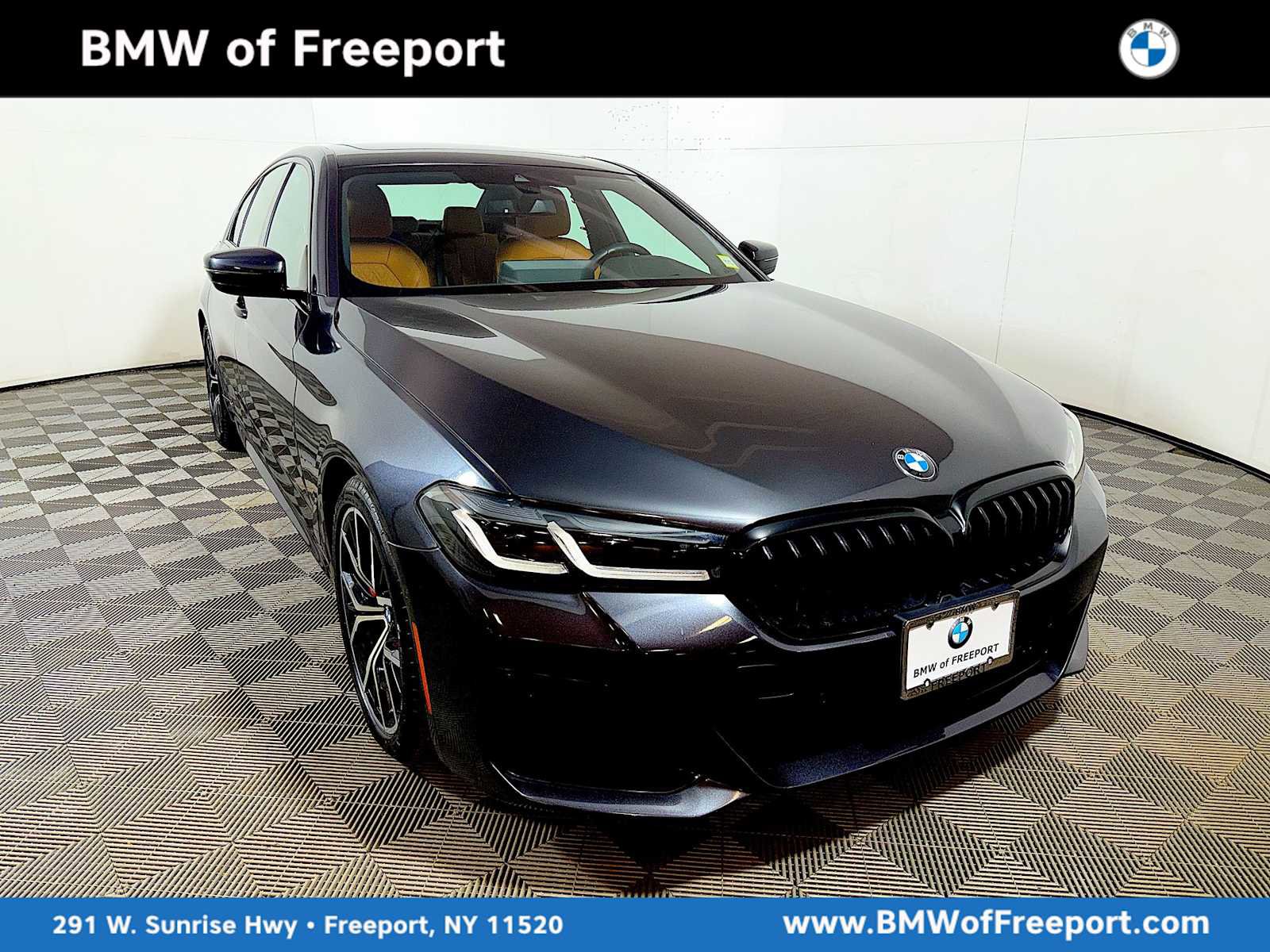 Certified 2023 BMW 530i xDrive w/ M Sport Package image 1
