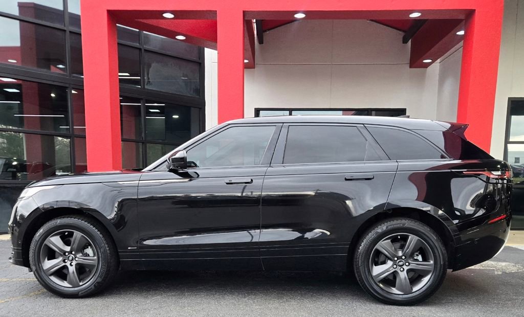 Used 2021 Land Rover Range Rover Velar R-Dynamic S image 5