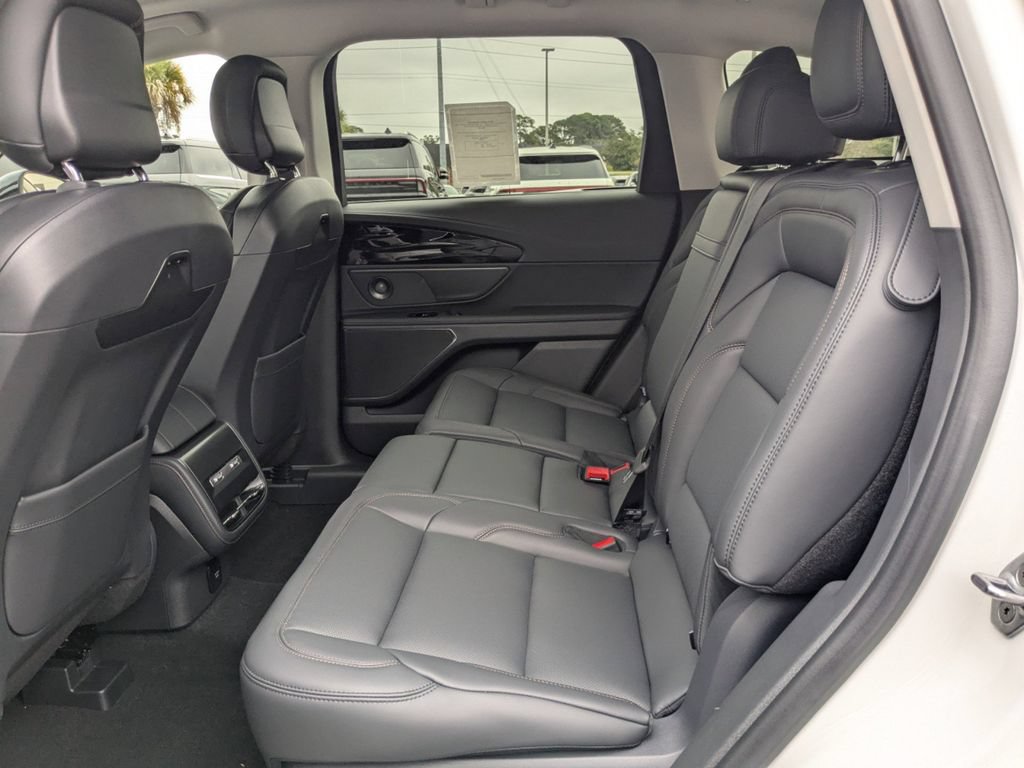 New 2026 Lincoln Nautilus Premier w/ Equipment Group 102A AWD/4WD image 14