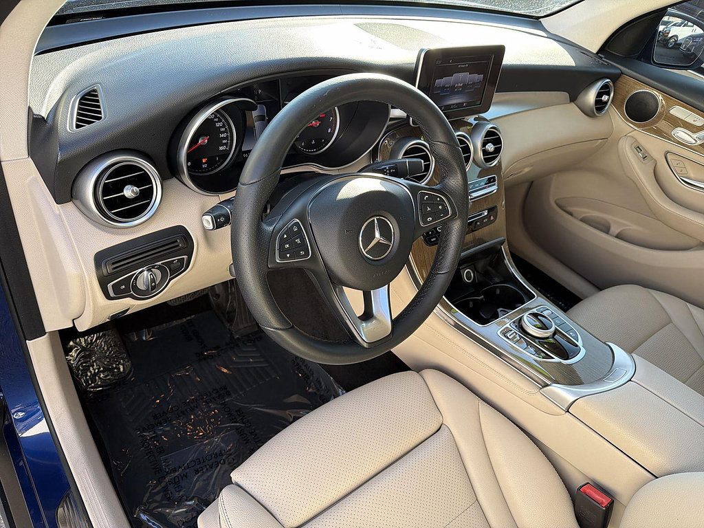 Used 2018 Mercedes-Benz GLC 300 image 9
