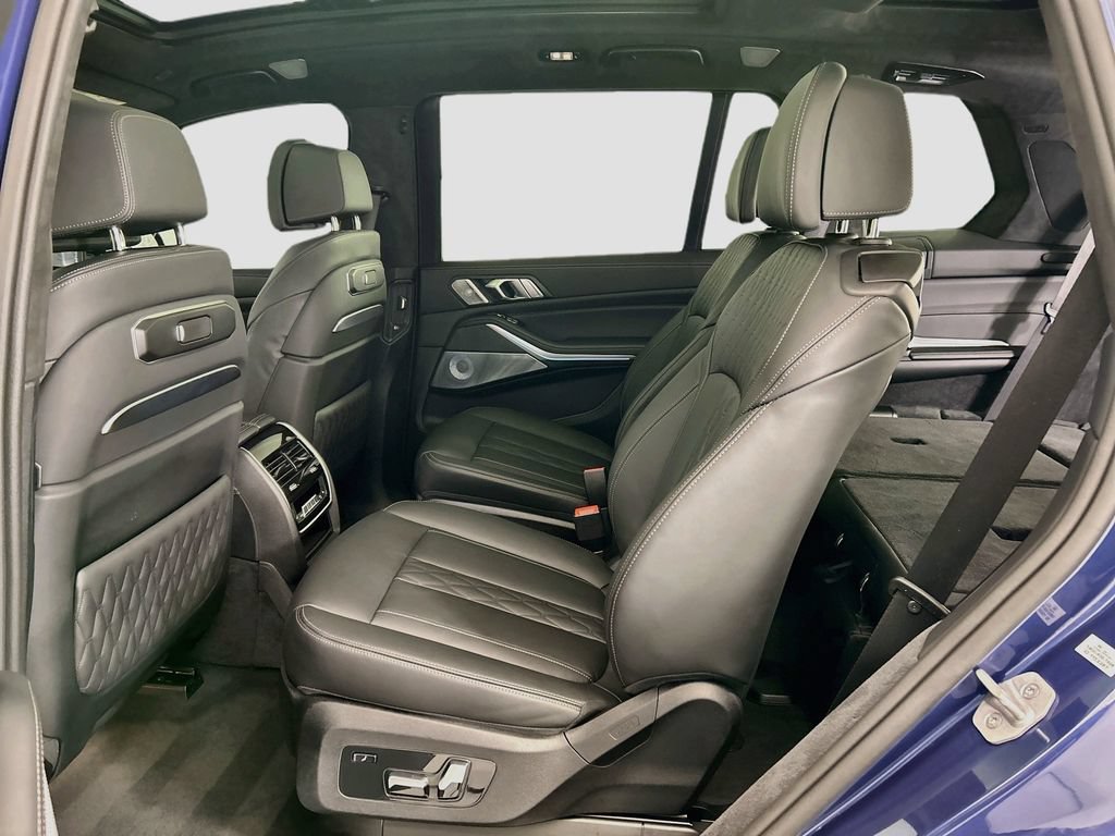 Used 2025 BMW ALPINA XB7 AWD/4WD image 18