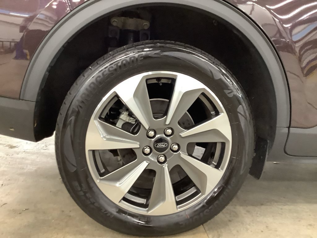 Used 2023 Ford Escape Platinum AWD/4WD image 24