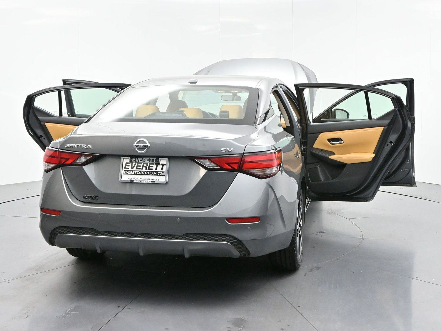 Used 2023 Nissan Sentra SV w/ SV Premium Package FWD image 36