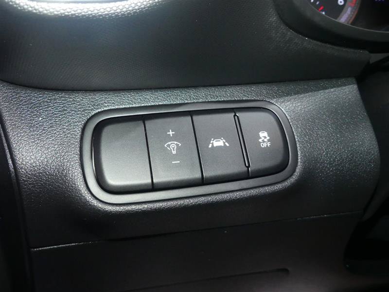 Used 2022 Hyundai Venue SEL FWD image 29