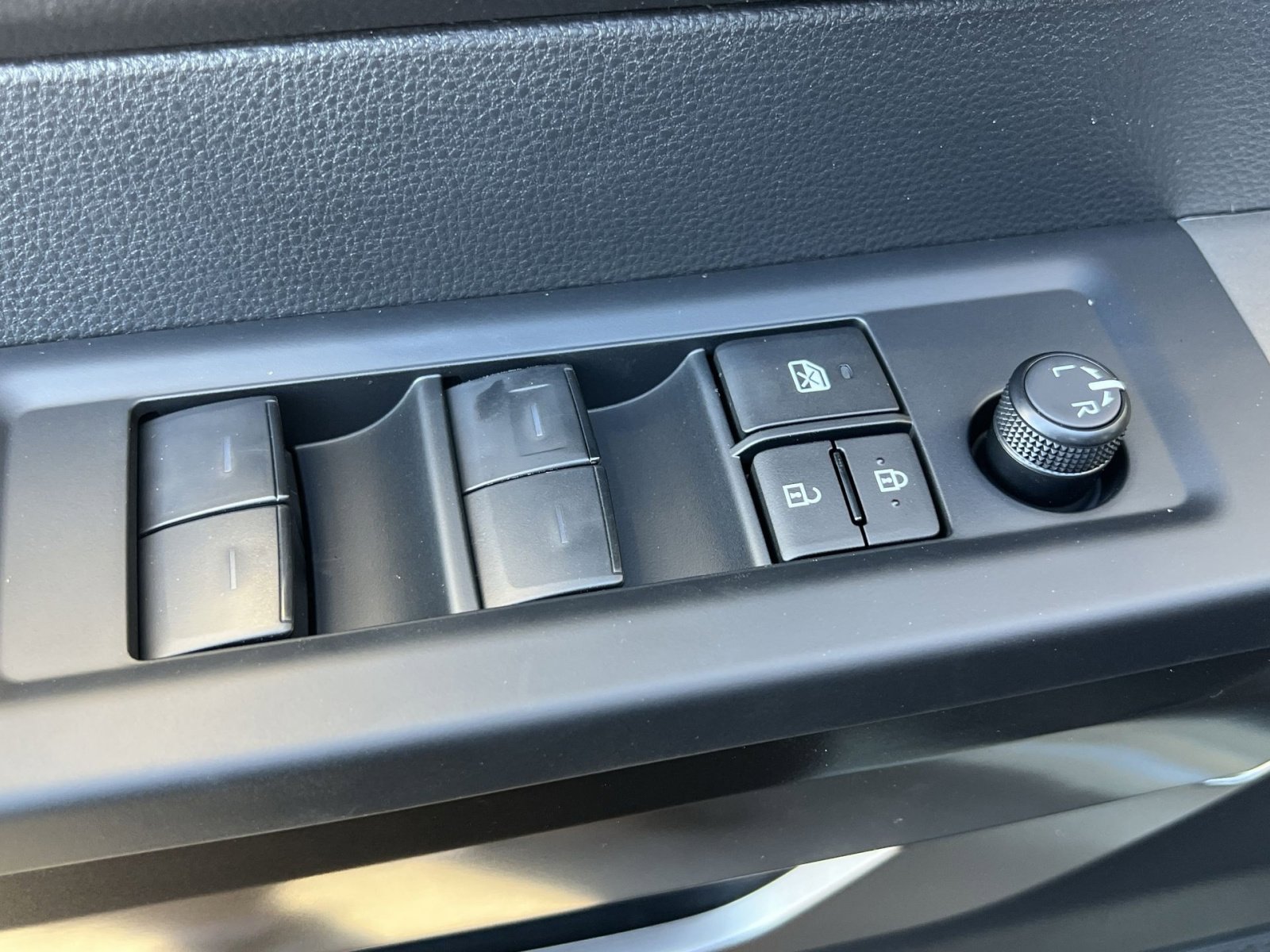 New 2026 Toyota Tundra SR5 image 10