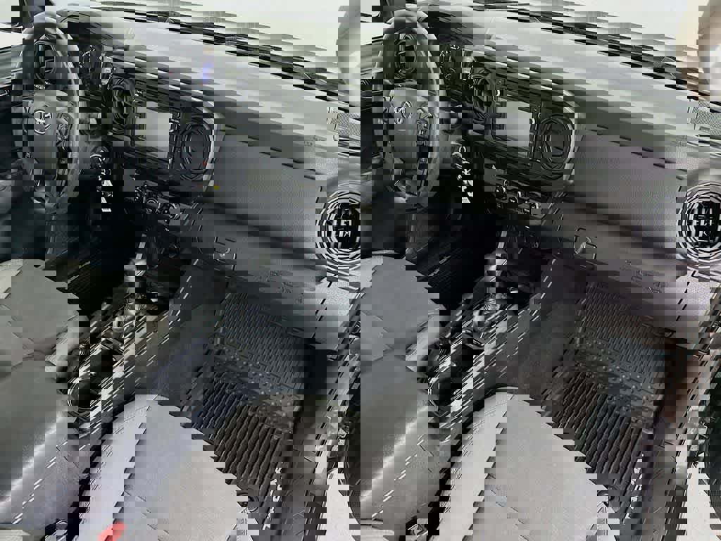 Used 2018 Toyota Tacoma SR w/ SR Convenience Package image 29