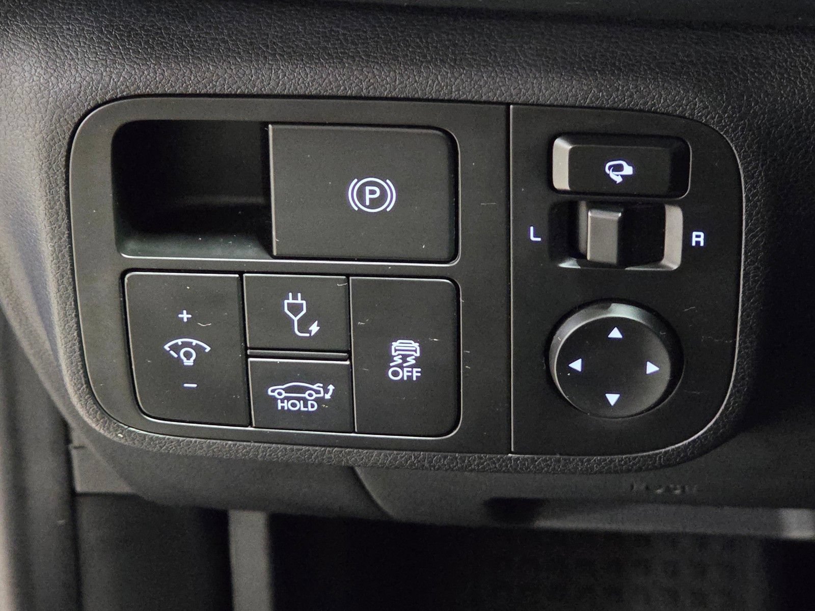 Used 2024 Hyundai Ioniq 6 Limited RWD image 35