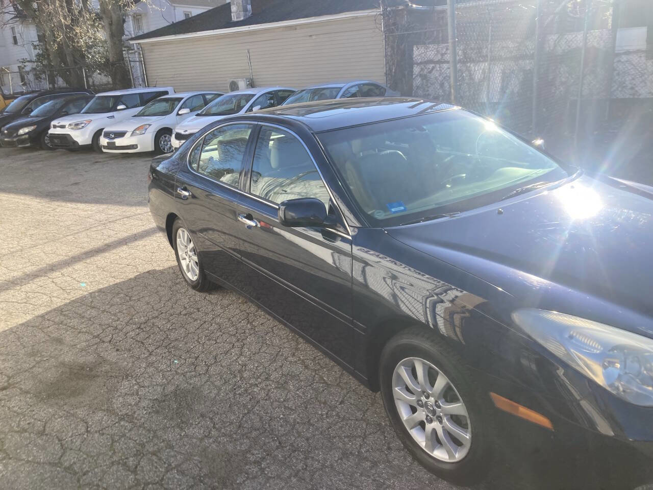 Used 2004 Lexus ES 330 image 4