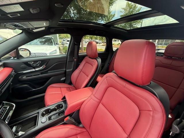 New 2025 Lincoln Corsair Reserve image 11