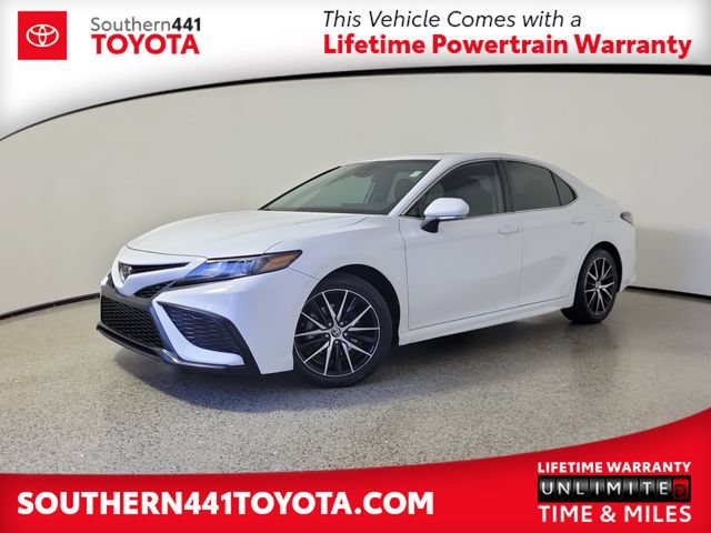 Used 2024 Toyota Camry SE FWD video 1