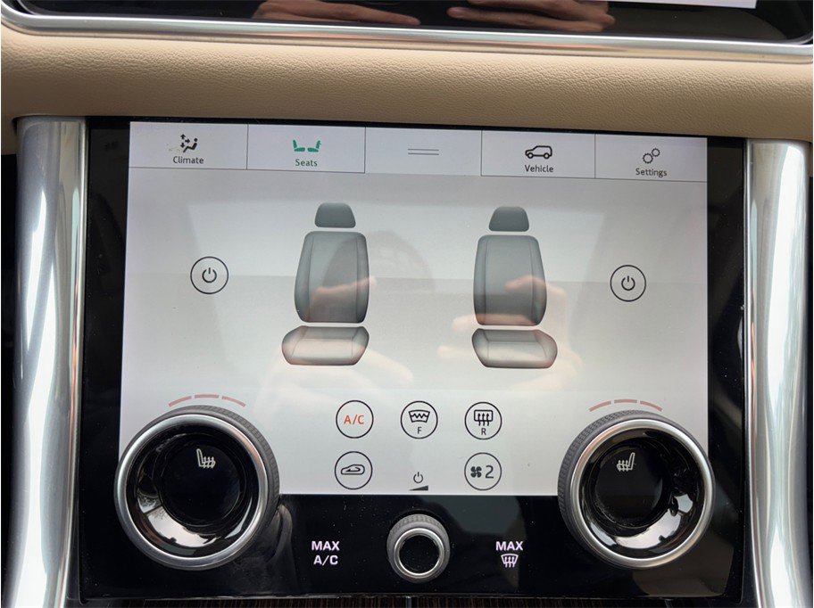 Used 2020 Land Rover Range Rover Sport HSE image 37