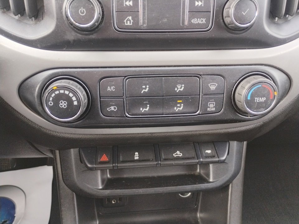 Used 2019 Chevrolet Colorado LT w/ LT Convenience Package image 18