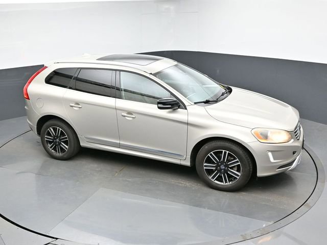 Used 2017 Volvo XC60 T5 Dynamic FWD image 18